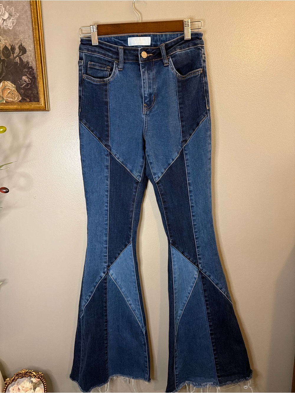 Women's Patchwork Flare Jeans in Dark Blue - Picture 4 of 8